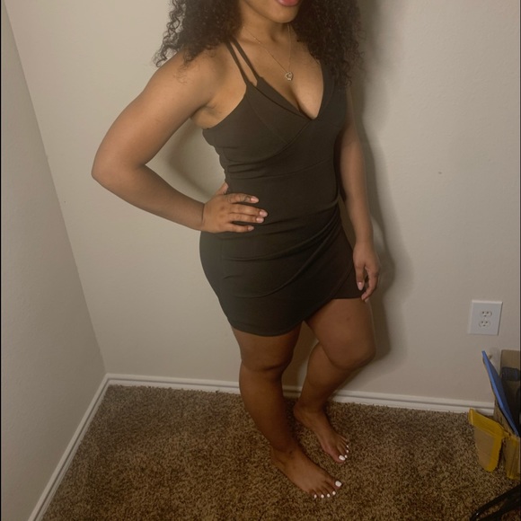 Olive green dress - Picture 4 of 4